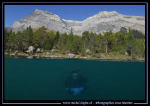 Diving a small high altitude lake in october... Que du bo... by Michel Lonfat 
